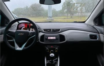 Chevrolet Onix 1.0 MPFi Joy 8V Flex 4p Manual - Foto #8