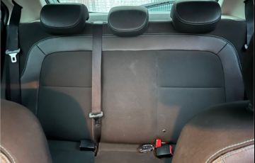 Chevrolet Onix 1.0 MPFi Joy 8V Flex 4p Manual - Foto #10