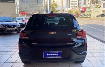 Chevrolet Onix 1.0 Turbo Premier - Foto #10