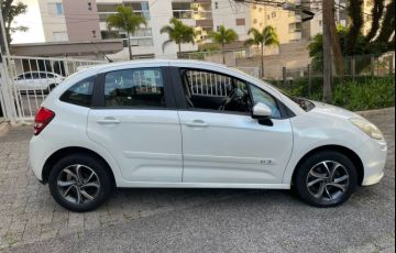 Citroën C3 1.5 Attraction 8v - Foto #4