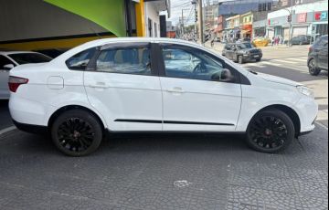 Fiat Grand Siena 1.6 MPi Essence 16v - Foto #5