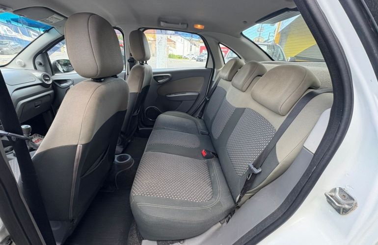 Fiat Grand Siena 1.6 MPi Essence 16v - Foto #8