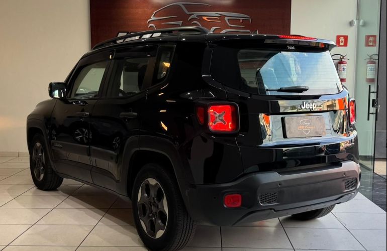 Jeep Renegade 1.8 16V Sport - Foto #3