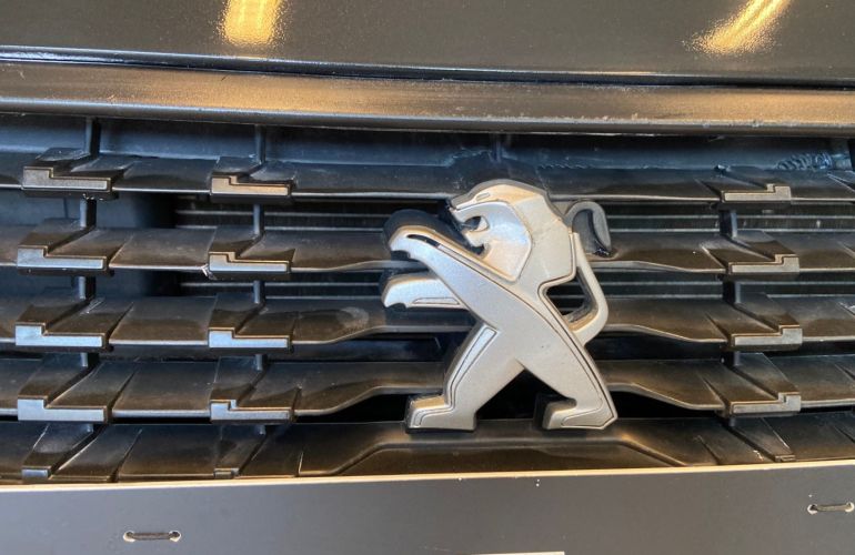 Peugeot 208 1.6 16V Flex Active At6 - Foto #10