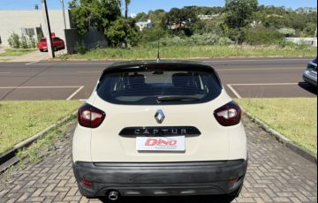 Renault Captur 1.6 Life CVT - Foto #4