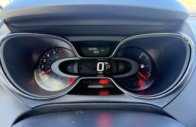 Renault Captur 1.6 Life CVT - Foto #7