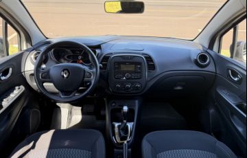 Renault Captur 1.6 Life CVT - Foto #10