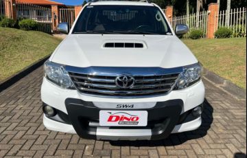 Toyota Hilux SW4 SRV 3.0 4X4 (7 Lugares) - Foto #2