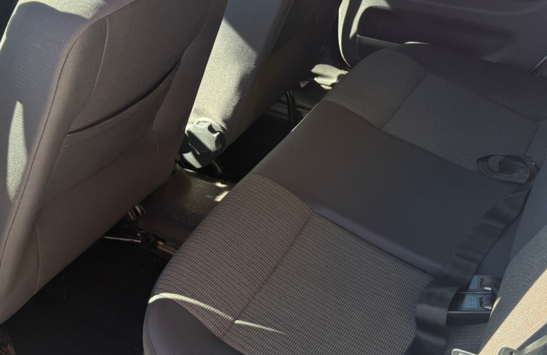 Volkswagen Gol 1.0 - Foto #8