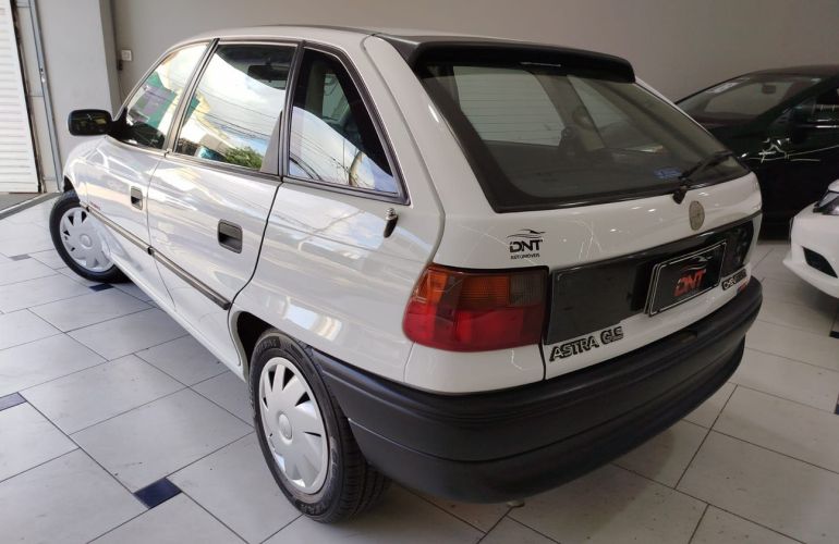 Chevrolet Astra 2.0 MPFi GLS 8v - Foto #6