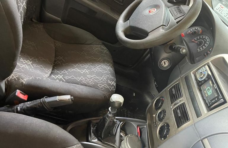 Fiat Palio Weekend Attractive 1.4 8V (Flex) - Foto #4