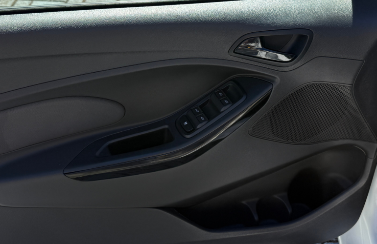 Ford Ka Sedan SEL 1.5 (Flex) - Foto #7