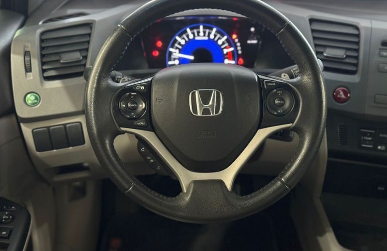 Honda Civic 2.0 LXR 16v - Foto #10