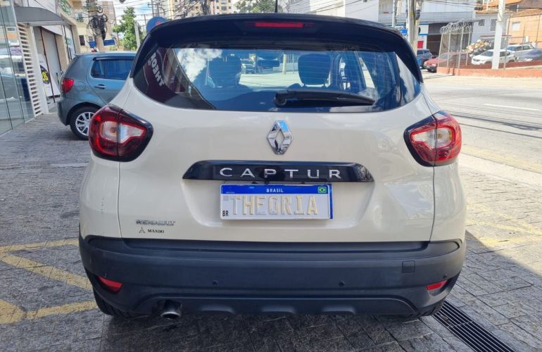 Renault Captur 1.6 16V Sce Life - Foto #6