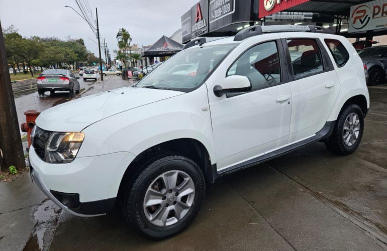 Renault Duster 2.0 16V  Dynamique Media NAV 4x4 (Flex) - Foto #1