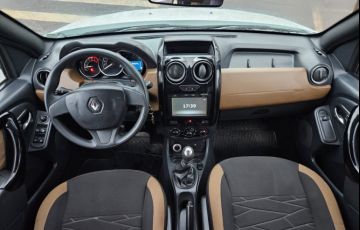 Renault Duster 2.0 16V  Dynamique Media NAV 4x4 (Flex) - Foto #2