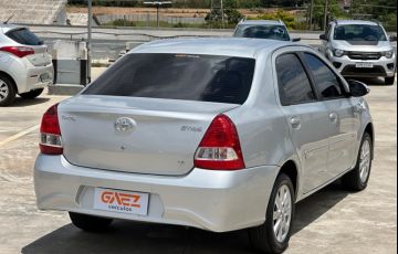 Toyota Etios 1.5 X Plus Sedan 16v - Foto #3