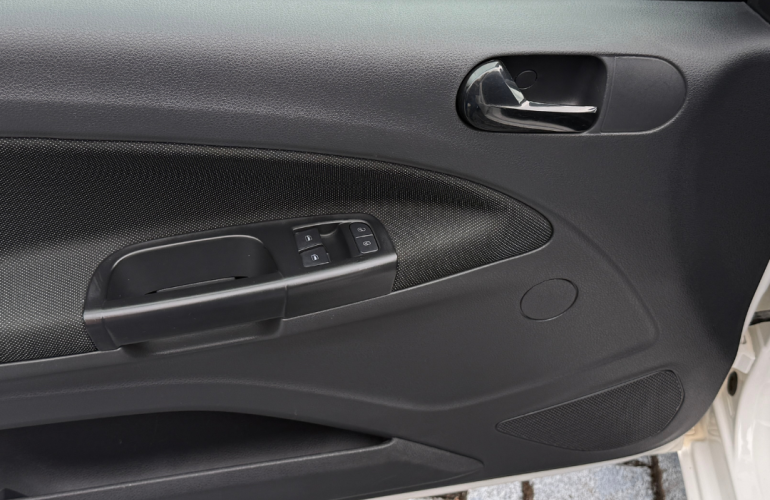 Volkswagen Gol 1.0 - Foto #7