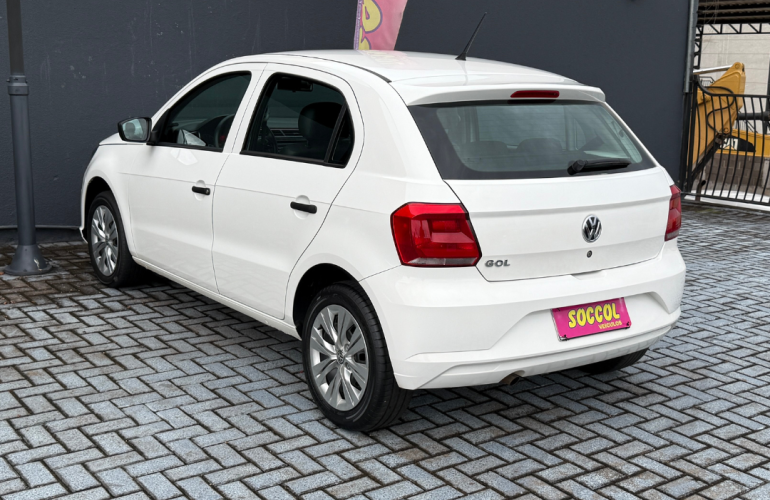 Volkswagen Gol 1.0 - Foto #8