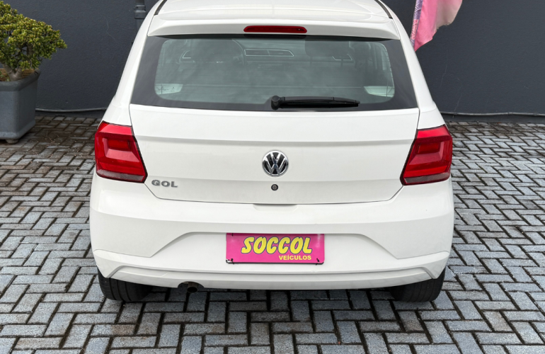 Volkswagen Gol 1.0 - Foto #9