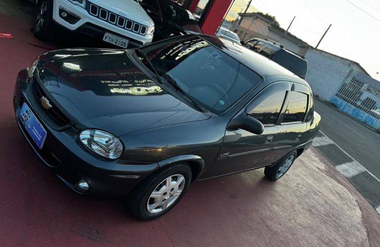 Chevrolet Classic 1.0 MPFi Life 8v - Foto #9