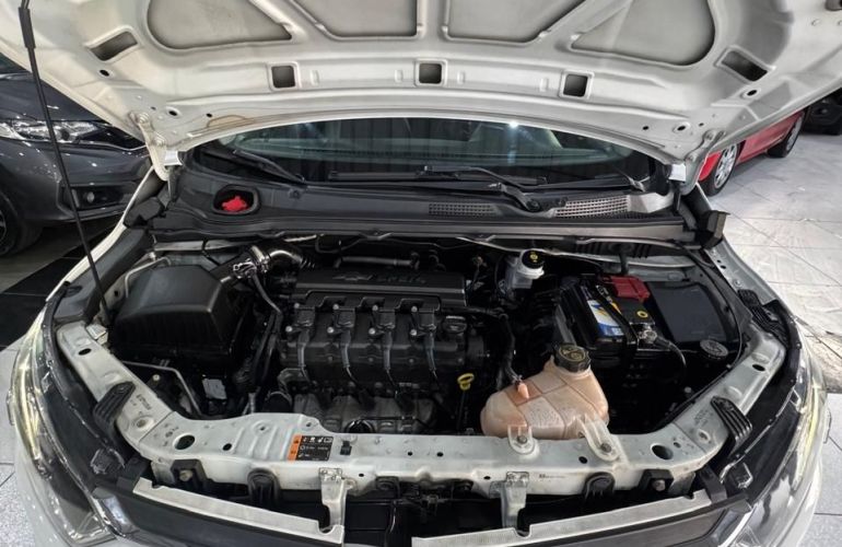 Chevrolet Onix 1.4 MPFi LTZ 8v - Foto #10