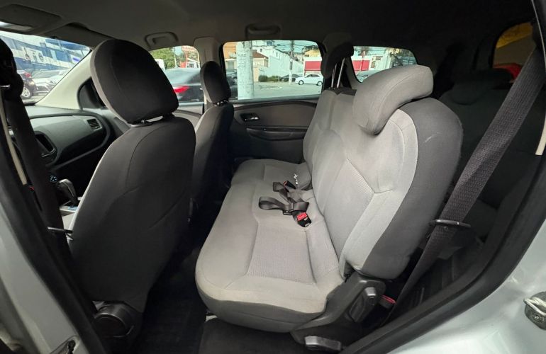 Chevrolet Spin 1.8 LTZ 8v - Foto #8