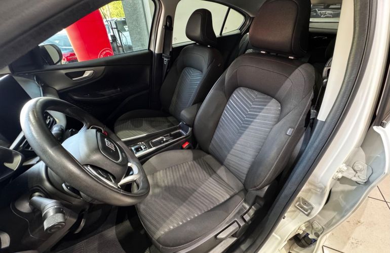 Fiat Fastback 1.0 Turbo 200 Audace - Foto #6