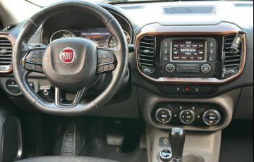 Fiat Toro 2.0 16V Turbo Volcano 4WD At9 - Foto #6
