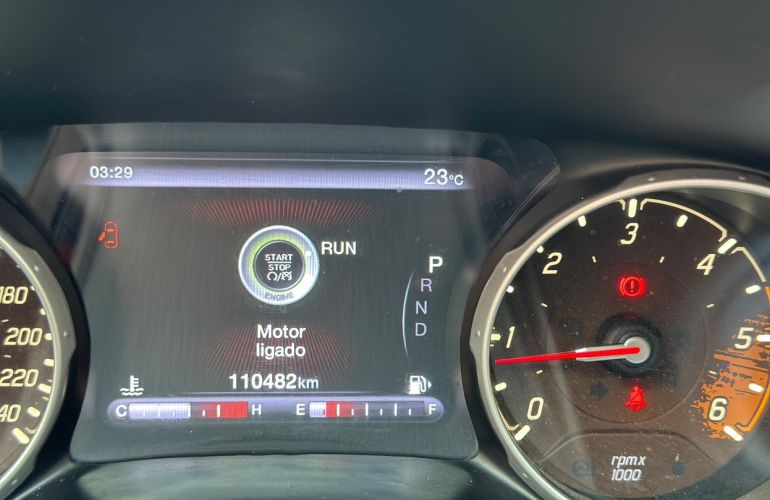 Fiat Toro 2.0 16V Turbo Volcano 4WD At9 - Foto #9