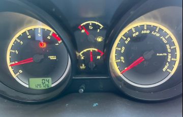 Ford Fiesta 1.6 MPi Hatch 8v - Foto #8