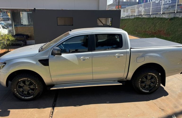 Ford Ranger 2.5 Xlt 4x2 CD 16v - Foto #5