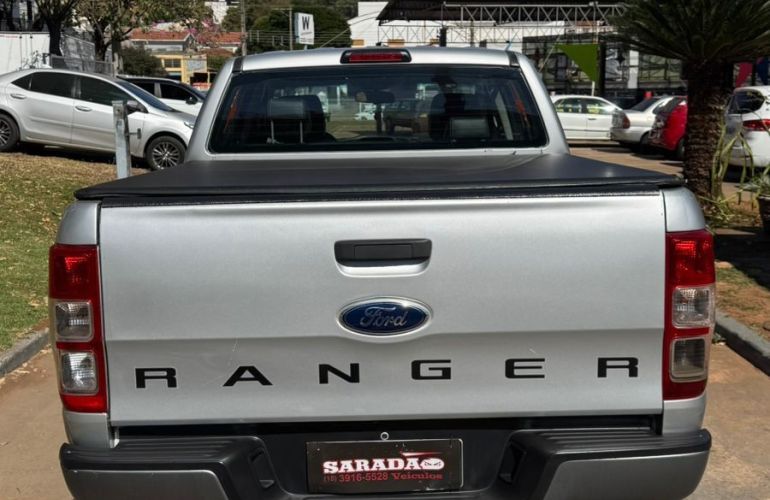 Ford Ranger 2.5 Xlt 4x2 CD 16v - Foto #6
