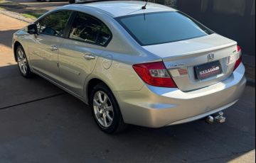 Honda Civic 1.8 Exs 16v - Foto #2