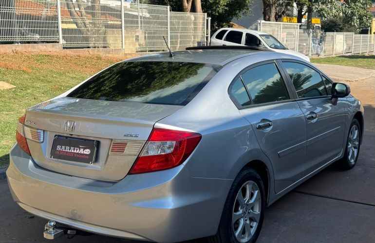 Honda Civic 1.8 Exs 16v - Foto #3