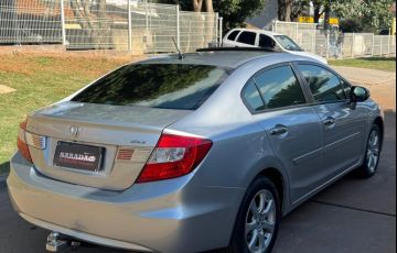 Honda Civic 1.8 Exs 16v - Foto #3