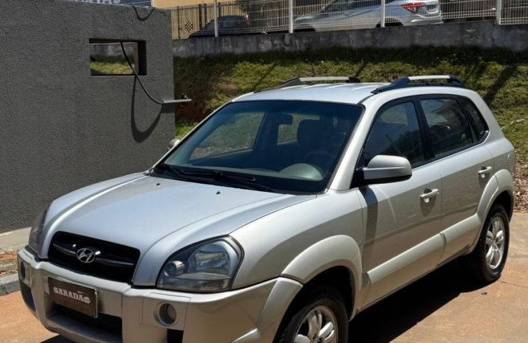 Hyundai Tucson 2.0 MPFi GL 16V 142cv 2wd - Foto #2