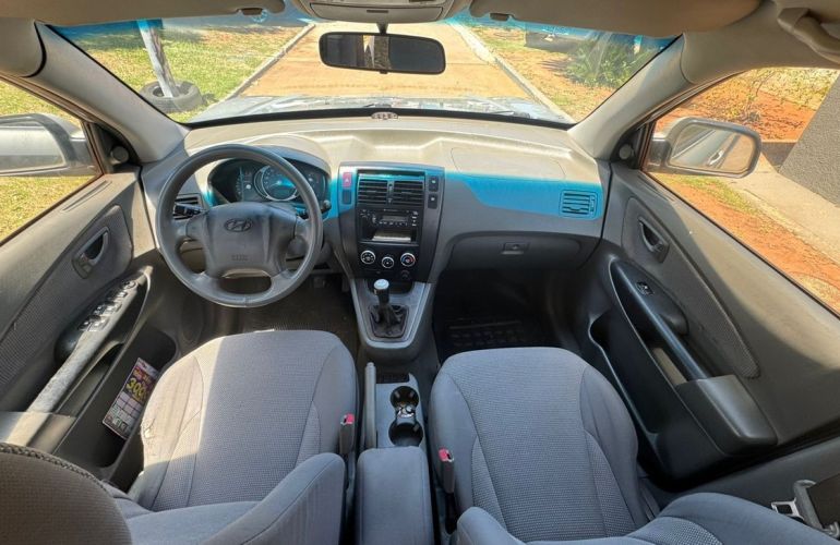 Hyundai Tucson 2.0 MPFi GL 16V 142cv 2wd - Foto #10