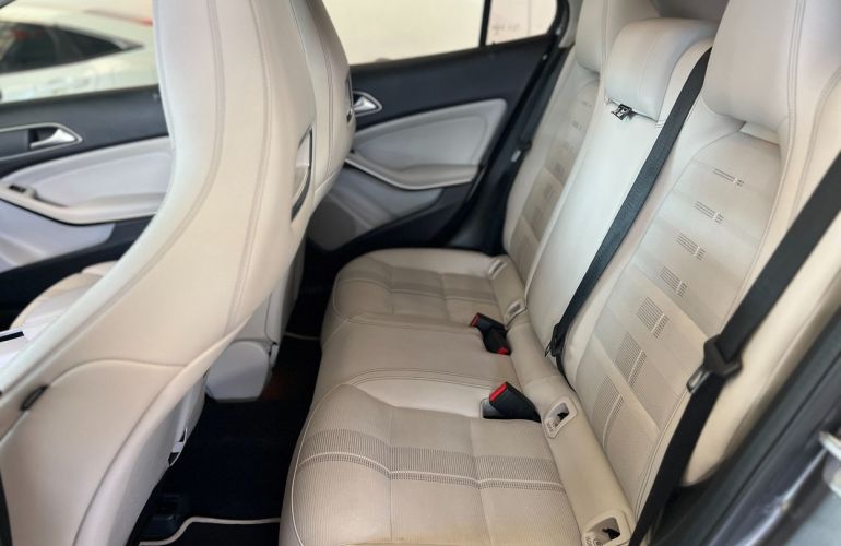 Mercedes-Benz Gla 200 1.6 Cgi Advance 7g-dct - Foto #8