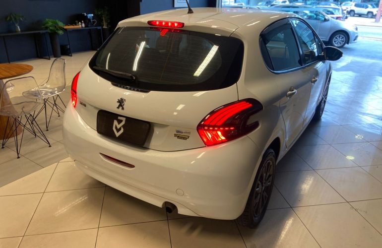 Peugeot 208 1.2 Active 12v Flex 4p Manual - Foto #6