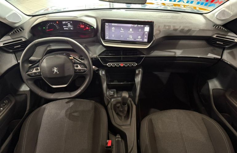 Peugeot 208 1.6 16V Active - Foto #10