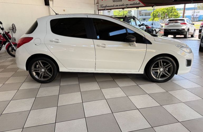 Peugeot 308 Feline 2.0 16v (Flex) (Aut) - Foto #8