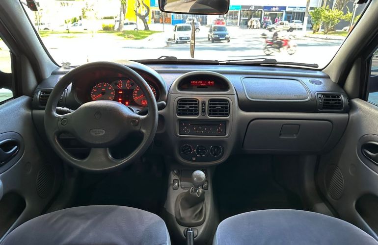 Renault Clio 1.0 Rt Sedan 16v - Foto #10