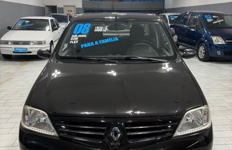 Renault Logan Expression 1.0 16V (Flex) - Foto #1