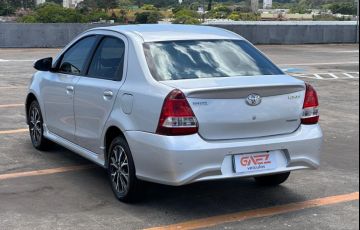 Toyota Etios 1.5 Platinum Sedan 16v - Foto #2