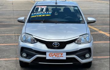 Toyota Etios 1.5 Platinum Sedan 16v - Foto #5