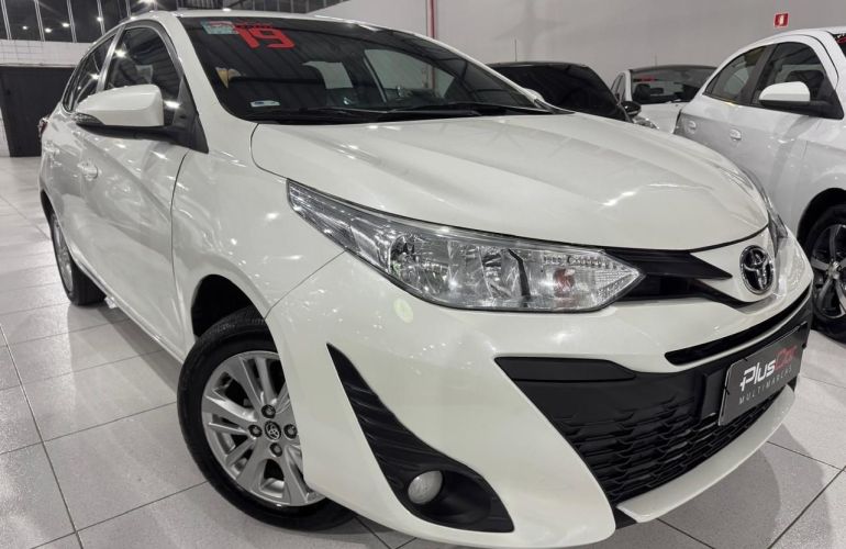 Toyota Yaris 1.3 16V Xl Multidrive - Foto #2