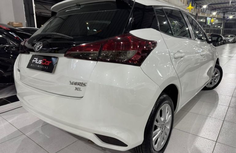 Toyota Yaris 1.3 16V Xl Multidrive - Foto #4