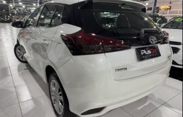 Toyota Yaris 1.3 16V Xl Multidrive - Foto #5