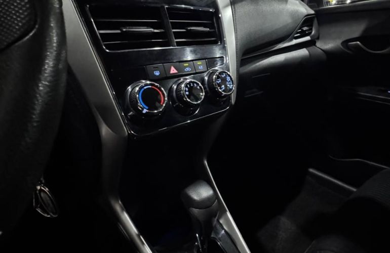 Toyota Yaris 1.3 16V Xl Multidrive - Foto #7